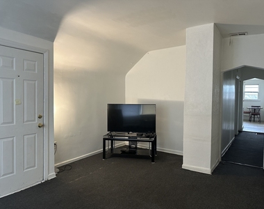 7710 S Ada Street - Photo Thumbnail 1