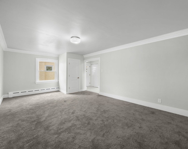 727 N Ridgeland Avenue - Photo Thumbnail 2
