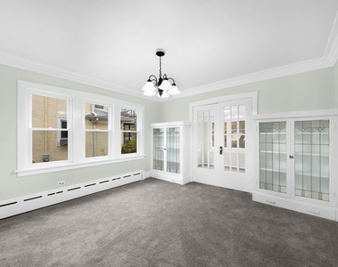 727 N Ridgeland Avenue - Photo Thumbnail 4