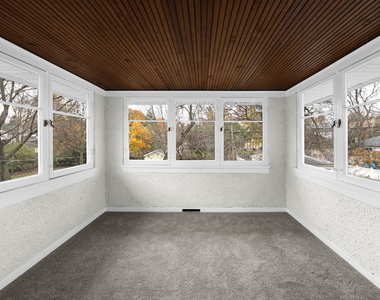 727 N Ridgeland Avenue - Photo Thumbnail 11