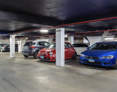 5600 N Sheridan Road - Photo Thumbnail 15