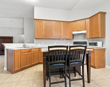 22326 E Daniel Oak Circle - Photo Thumbnail 6