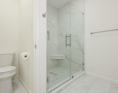 17441 Red Oak Drive - Photo Thumbnail 11