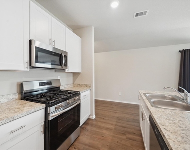 21823 Willow River Canyon Road - Photo Thumbnail 8