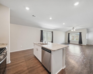 21823 Willow River Canyon Road - Photo Thumbnail 9