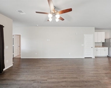21823 Willow River Canyon Road - Photo Thumbnail 7