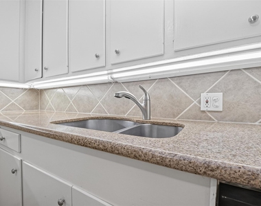 6305 Crab Orchard Road - Photo Thumbnail 12