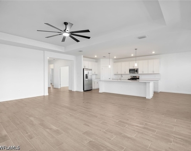 21143 Verawood Loop - Photo Thumbnail 8