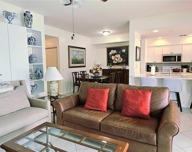 16615 Lake Circle Drive - Photo Thumbnail 14