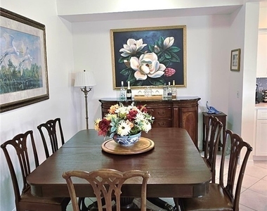 16615 Lake Circle Drive - Photo Thumbnail 11