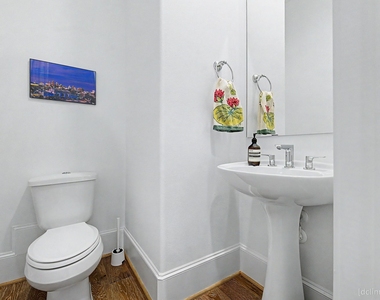 4009 University Grove Street - Photo Thumbnail 36