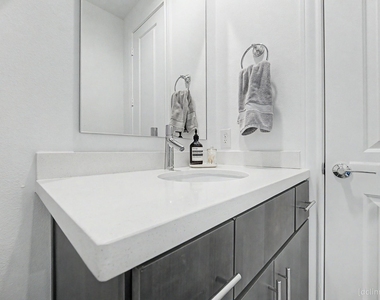 4009 University Grove Street - Photo Thumbnail 26