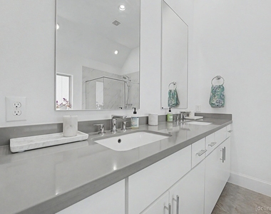 4009 University Grove Street - Photo Thumbnail 33