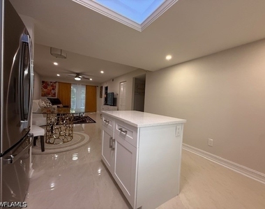 28280 Pine Haven Way - Photo Thumbnail 13