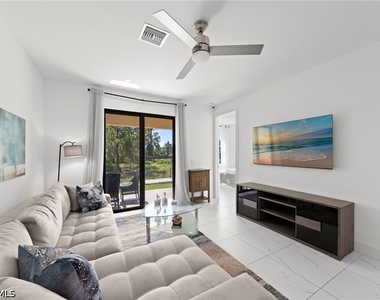 907 Homestead Road S - Photo Thumbnail 9