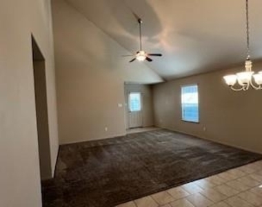 19115 Warlander Court - Photo Thumbnail 2