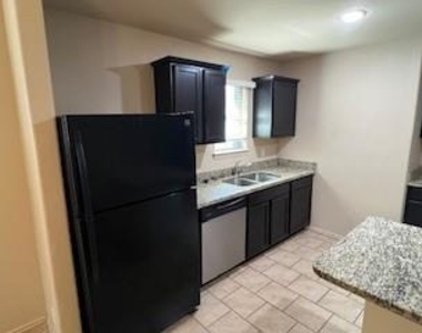 19115 Warlander Court - Photo Thumbnail 4