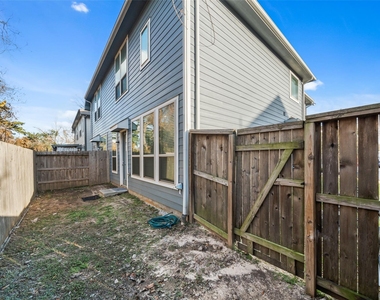 708 Ivory Manor Drive - Photo Thumbnail 23