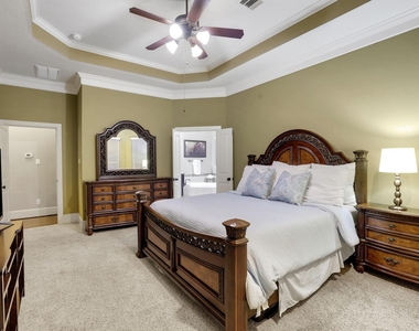 10423 Hatcher Drive - Photo Thumbnail 21