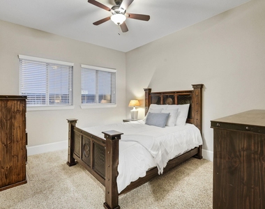 10423 Hatcher Drive - Photo Thumbnail 25