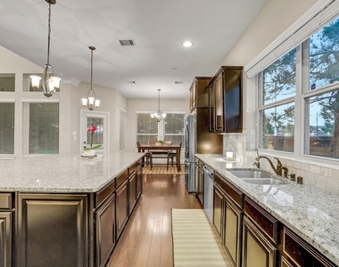 10423 Hatcher Drive - Photo Thumbnail 16