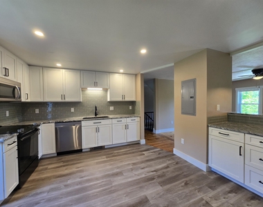 188 Greenville - Photo Thumbnail 6