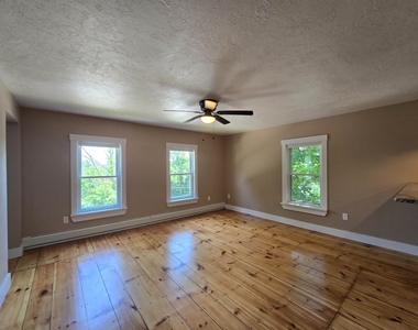 188 Greenville - Photo Thumbnail 10