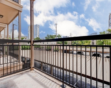 4515 Briar Hollow Place - Photo Thumbnail 20