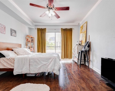 4515 Briar Hollow Place - Photo Thumbnail 14
