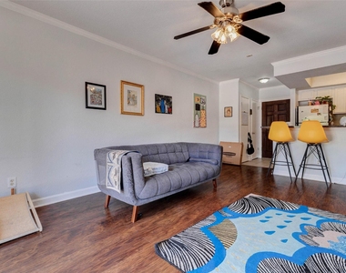 4515 Briar Hollow Place - Photo Thumbnail 3