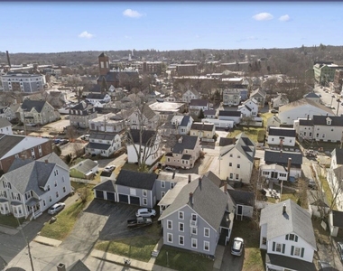 28 Lincoln - Photo Thumbnail 23