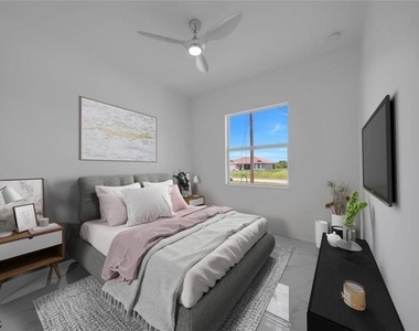 222 Pullman Street - Photo Thumbnail 2
