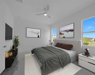 222 Pullman Street - Photo Thumbnail 4