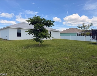 3214 Ne 14th Place - Photo Thumbnail 26