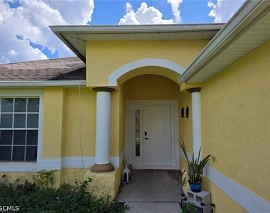 409 Hull Avenue S - Photo Thumbnail 13