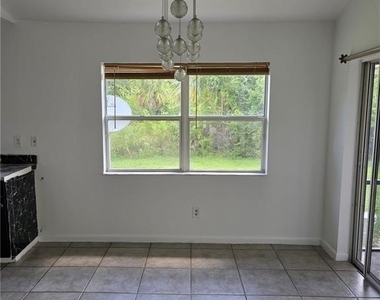 409 Hull Avenue S - Photo Thumbnail 1
