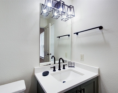 76 Scarlet Woods Court - Photo Thumbnail 27