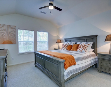 76 Scarlet Woods Court - Photo Thumbnail 16