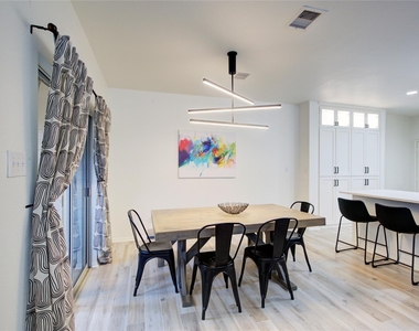 76 Scarlet Woods Court - Photo Thumbnail 7