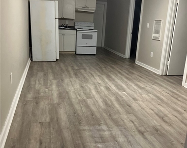 2643-2651 Lafayette Street - Photo Thumbnail 5