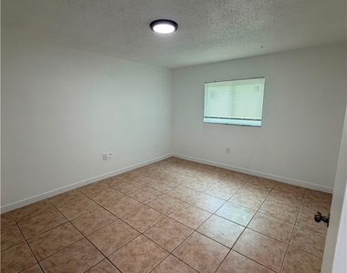 2148 Dora Street - Photo Thumbnail 5