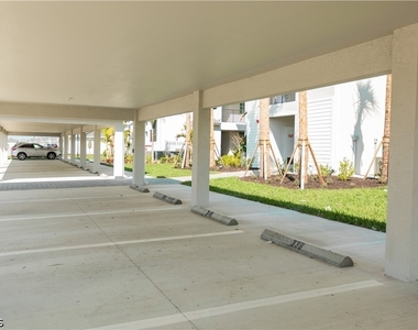 15375 Green Acres Avenue - Photo Thumbnail 22