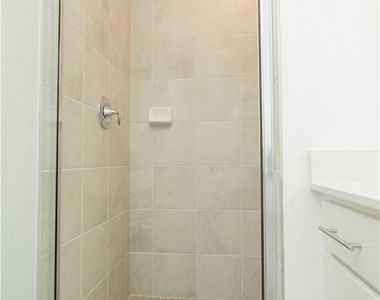 15375 Green Acres Avenue - Photo Thumbnail 10