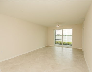 15375 Green Acres Avenue - Photo Thumbnail 6