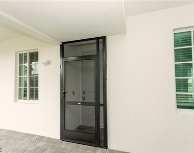 15375 Green Acres Avenue - Photo Thumbnail 19