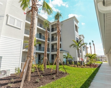 15375 Green Acres Avenue - Photo Thumbnail 24