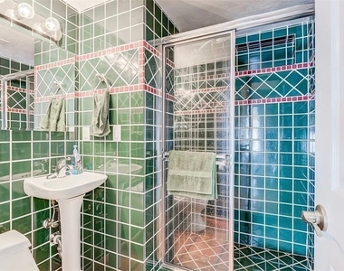 1343 Woodmere Lane - Photo Thumbnail 6