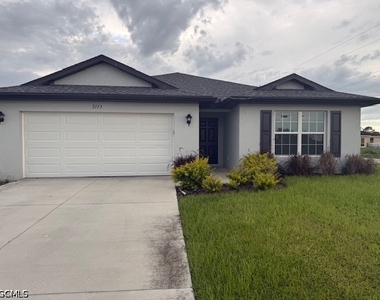 3113 74th Street W - Photo Thumbnail 4