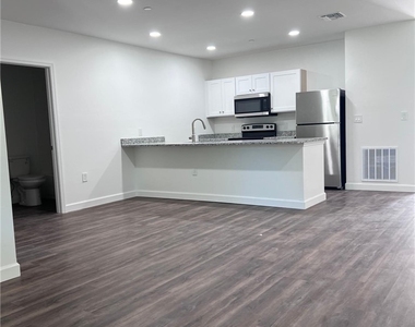 580 Belle Arbor Boulevard - Photo Thumbnail 1