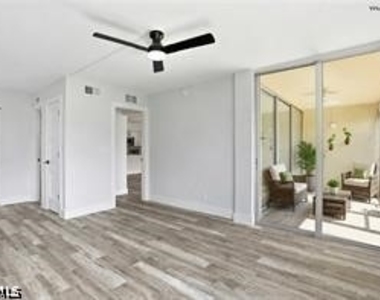 1085 Forest Lakes Drive - Photo Thumbnail 18
